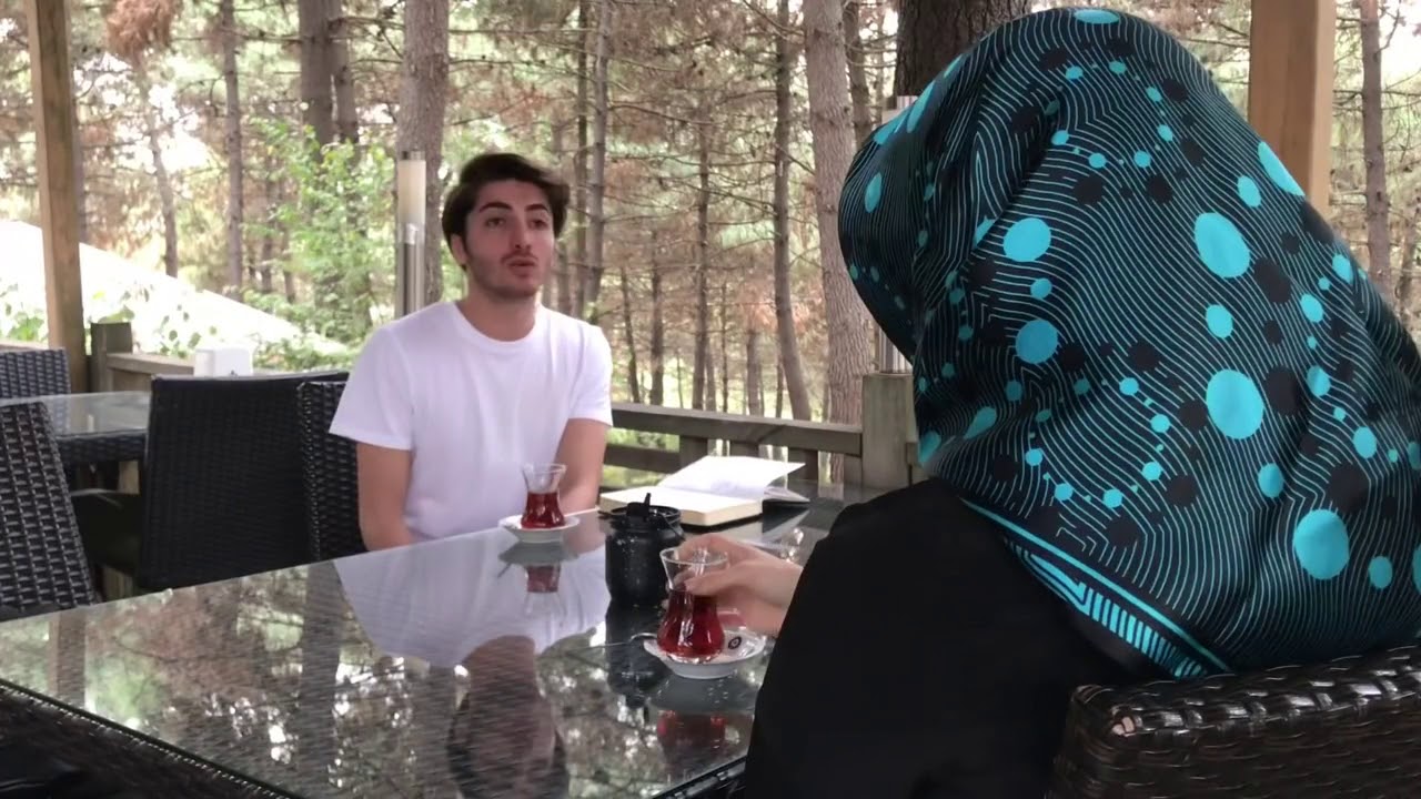 Tesettürlü Bir Lezbiyen İle Röportaj